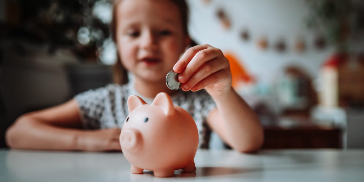 I'm Making Financial Sacrifices so My 5 Kids Avoid Debt