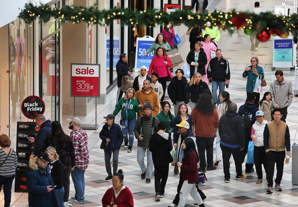 November retail sales top Wall Street's expectations