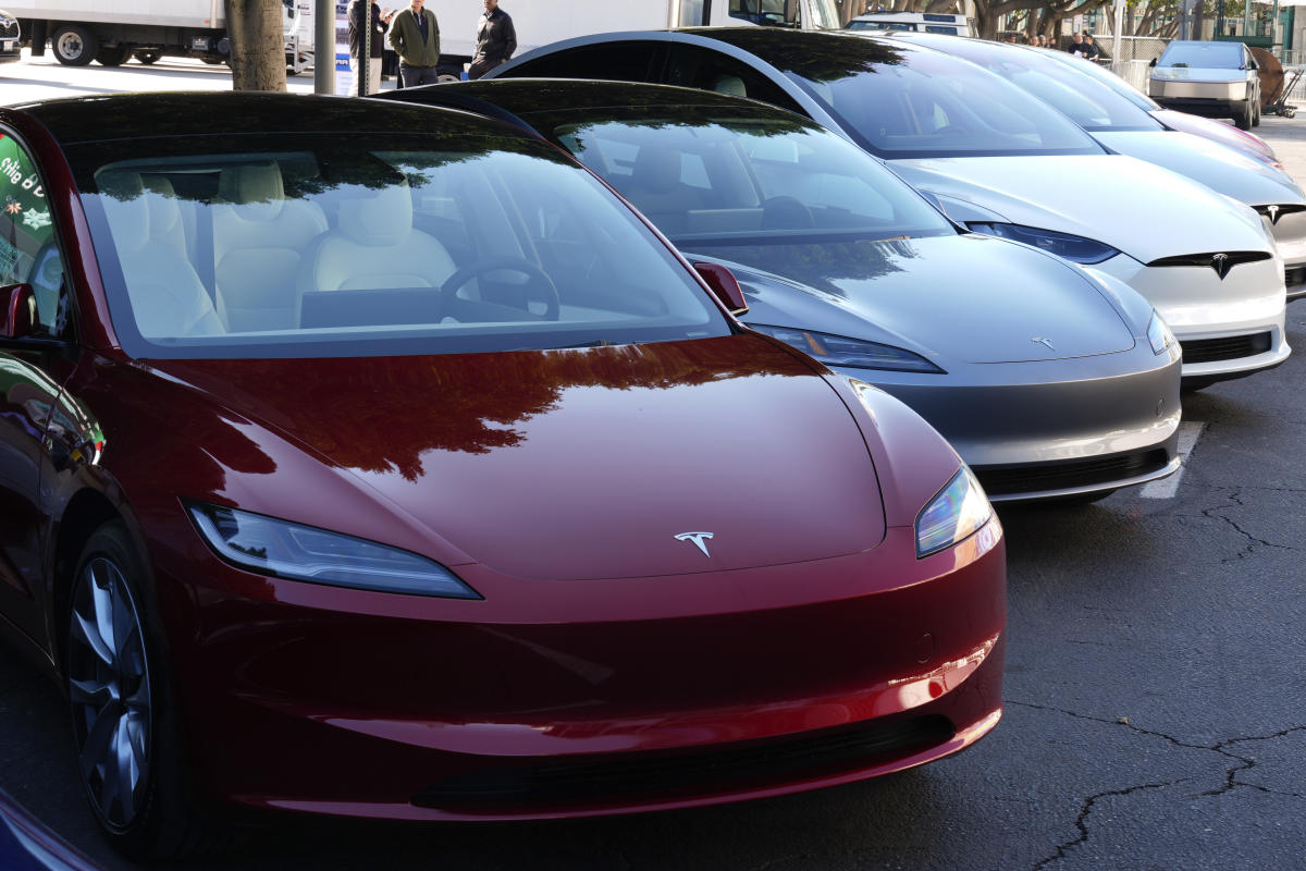 Tesla stock jumps to another high as Mizuho more than doubles price target to $515